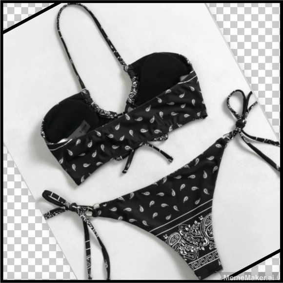 🏝️ Paisley Print Halter Bikini Swimsuit Black with White Set - Picture 3 of 11